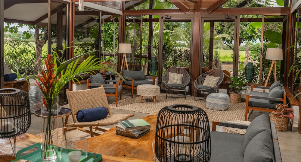 Surf Synergy All-Inclusive Surf Retreat