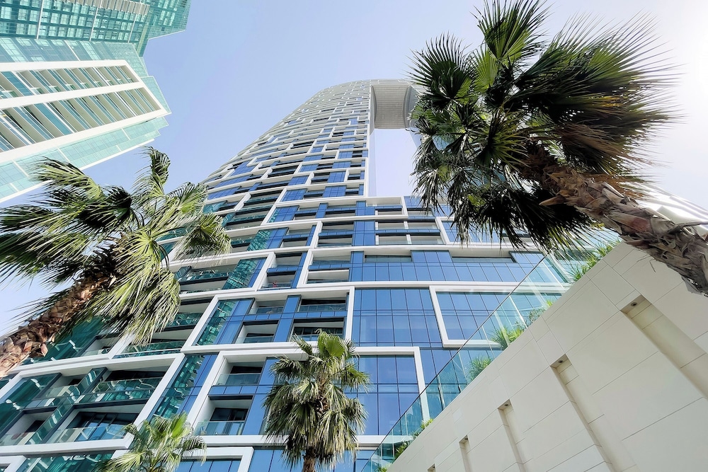 Famous Address Beach Resort JBR 1BR