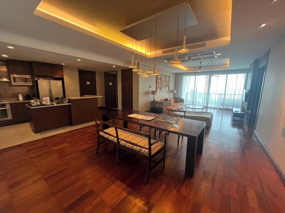 A Shasa Vela Condominium