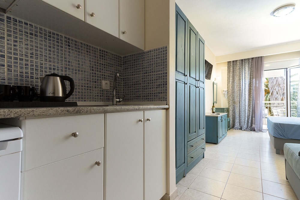 Danae Comfort Living view 4