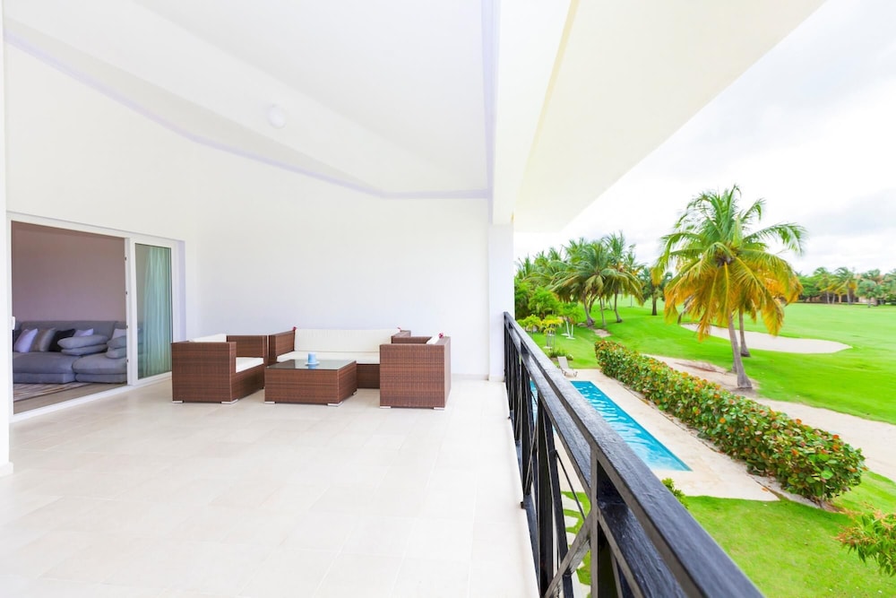 Punta Cana Condo With Swimming Pool - Bavaro Condo Cocotal Sanitized view 2