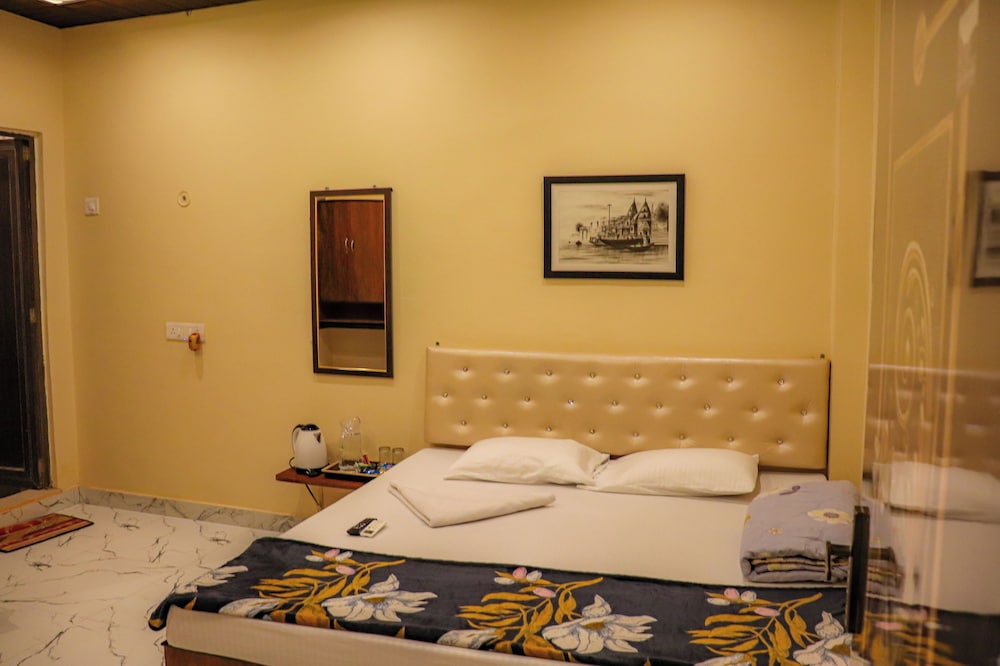 The Ganga Grand PG