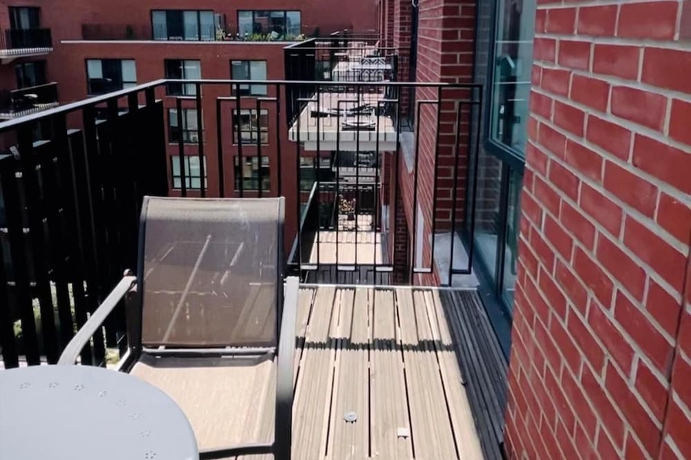 Luxury 2 Bed In Royal Arsenal, Family Ok, Balcony