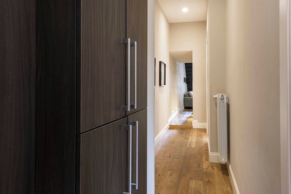 Alfani Modern Loft by MMega