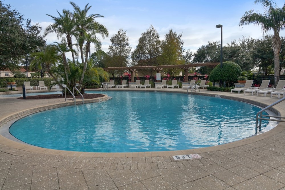 Lucaya Village 2904 #20-107 - Image 5