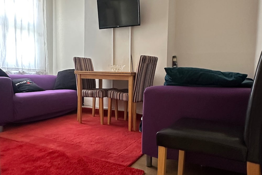 Curzon Street Retreat - 4 Beds