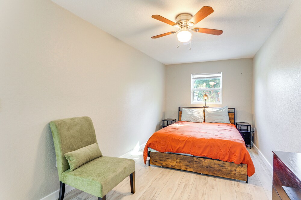 Saltwater Pool & Putting Green: Bradenton Oasis
