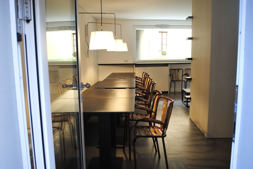 meeting & event spaces