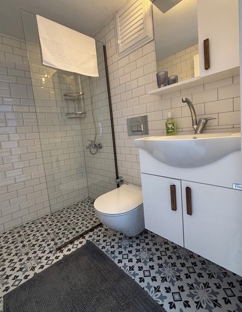 Idor Guest House