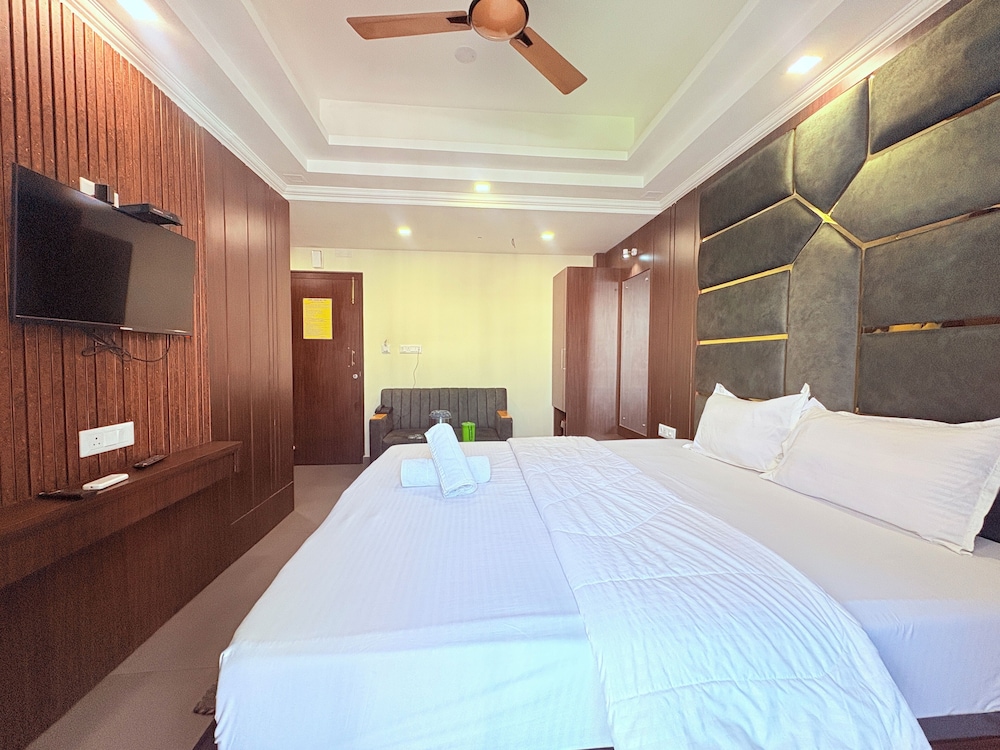 Hotel Jairam Way Bay