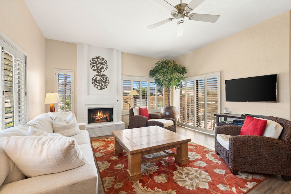 Ironwood Desert Retreat With Private Jacuzzi Scenic Views