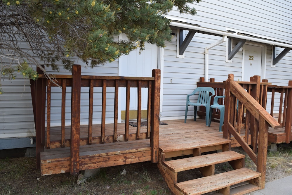 Rawlins Vacations - Mactavish Court Townhomes - Property Image 6