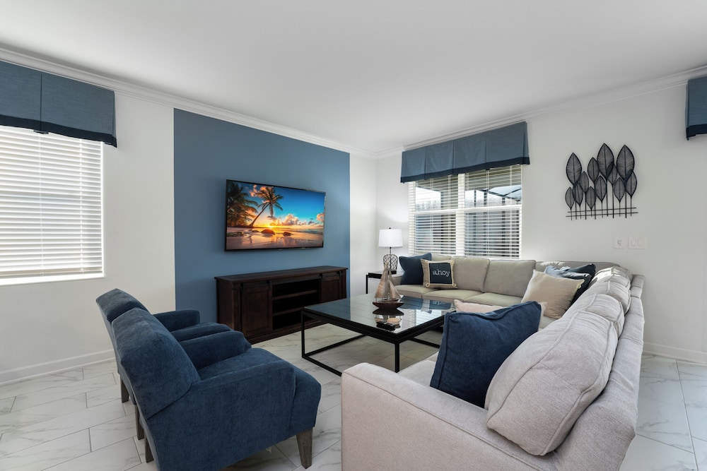 Awesome 8BR Villa Pool Theater Arcade
