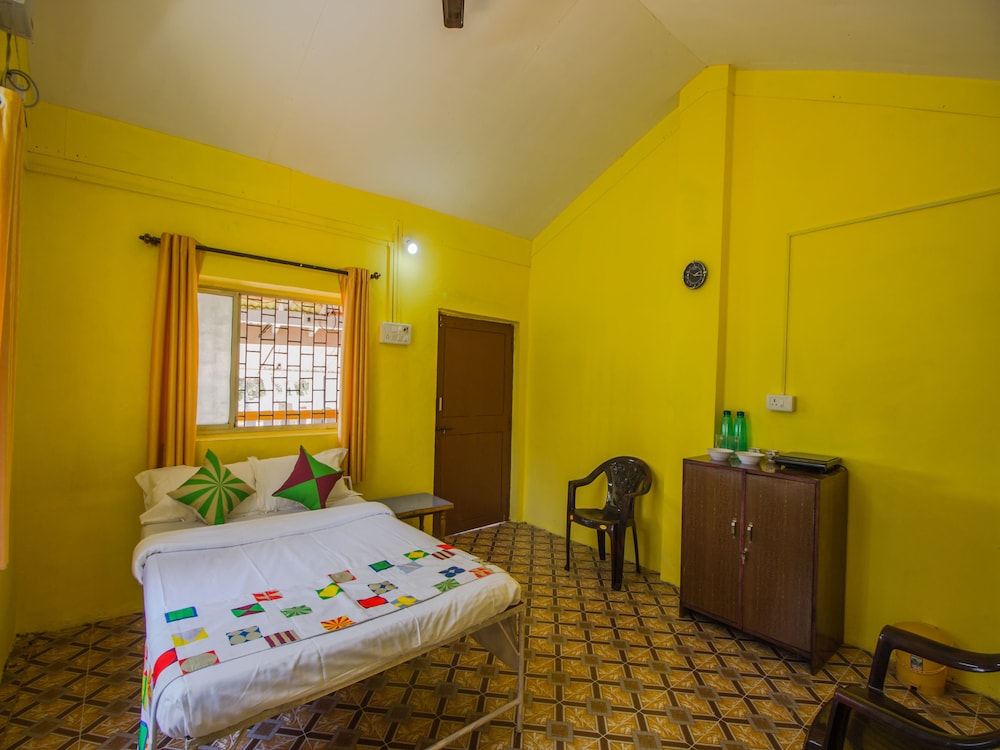 OYO 13117 Home Lake View Studio Canacona