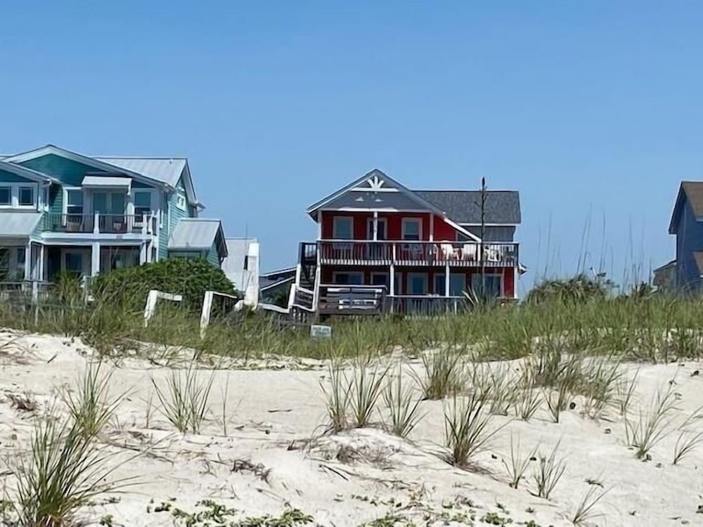 Due South - 5 Br Home