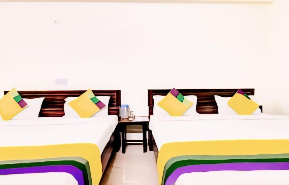 Hotel Pragati palace