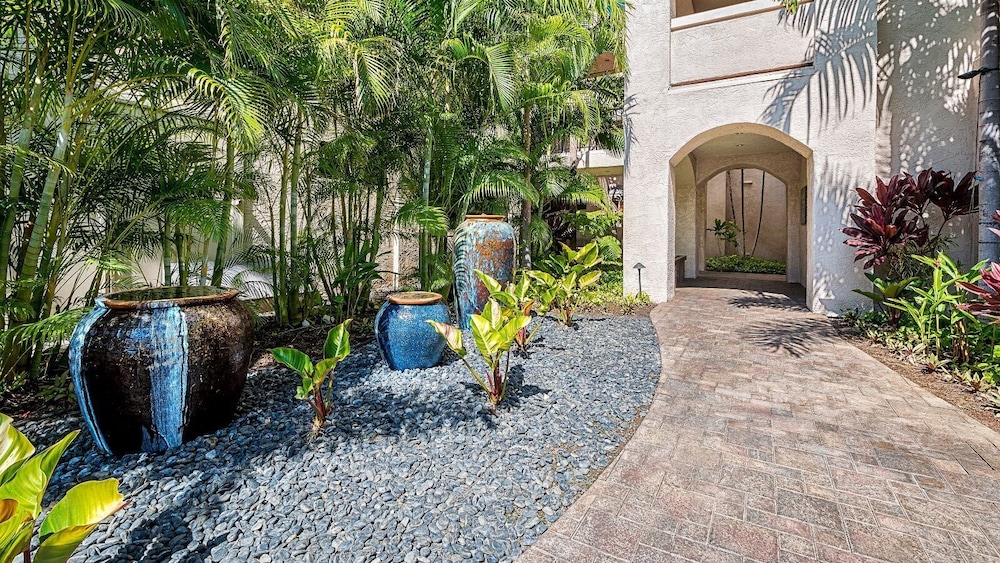 Great Location! - Ground Floor w/ AC - Beautiful Resort - Vrkcv