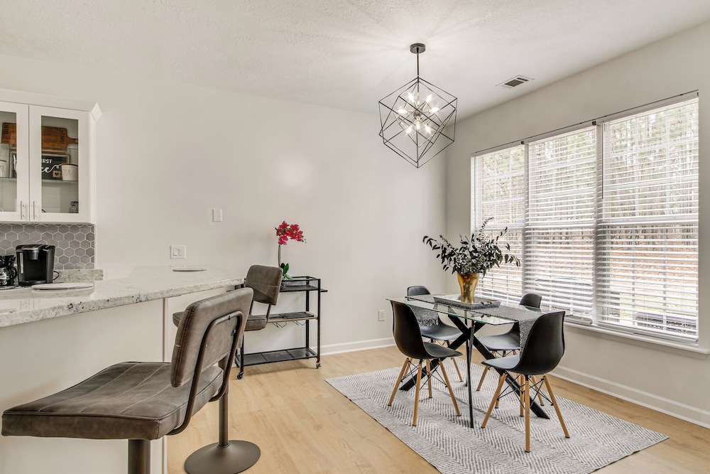 10 Mi to Augusta: Quiet Home w/ Patio & Yard!