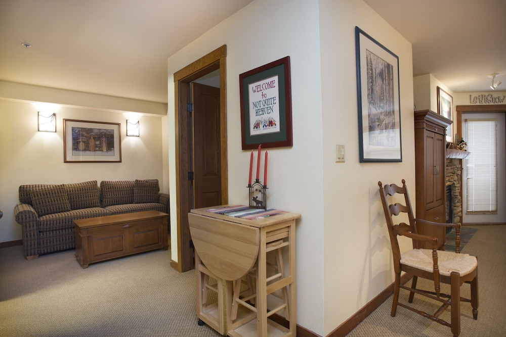 One Bedroom Condos at Powderhorn Lodge - Solitude UT