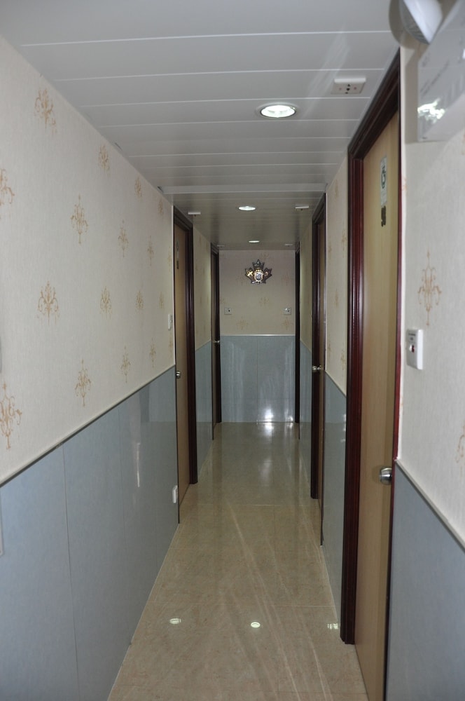 Dragon Hostel