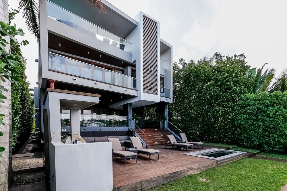 Villa Trystan