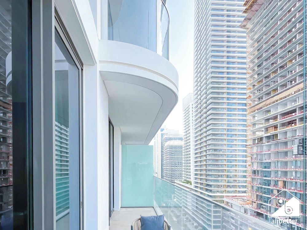 Luxury Beachfront Stay Palm Jumeirah