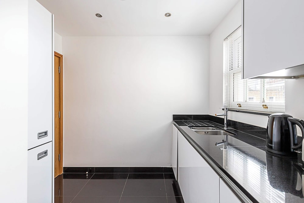 Elegant and Cosy Family Apartment in Marylebone