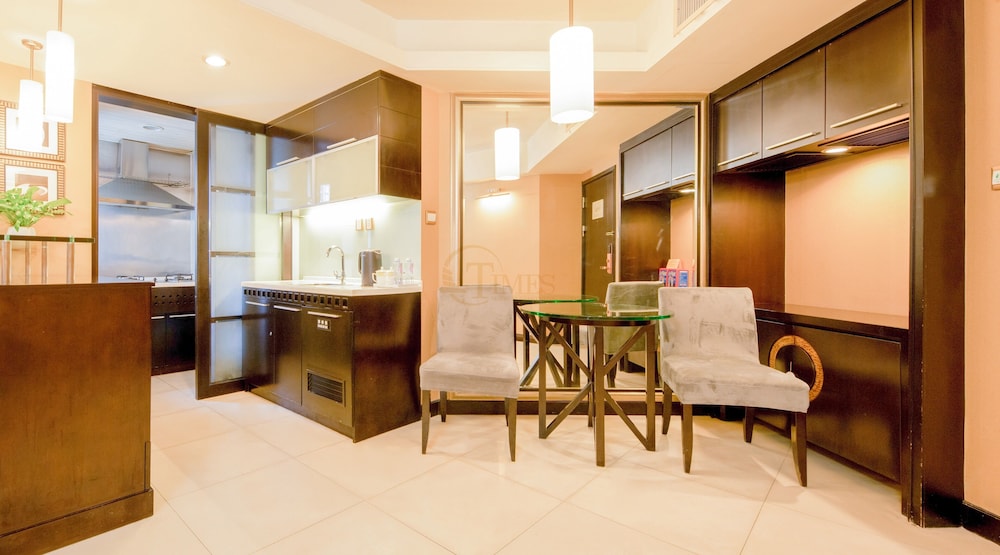 Tianxi Royal Suites & Towers branch