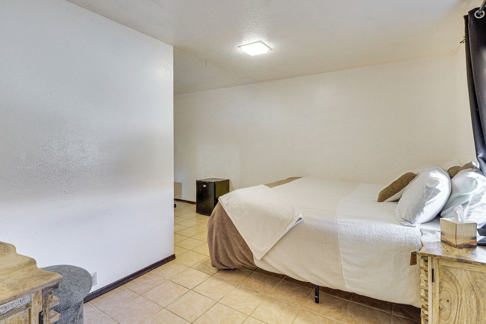 Perfect For Groups! Socorro Home Near NM Tech