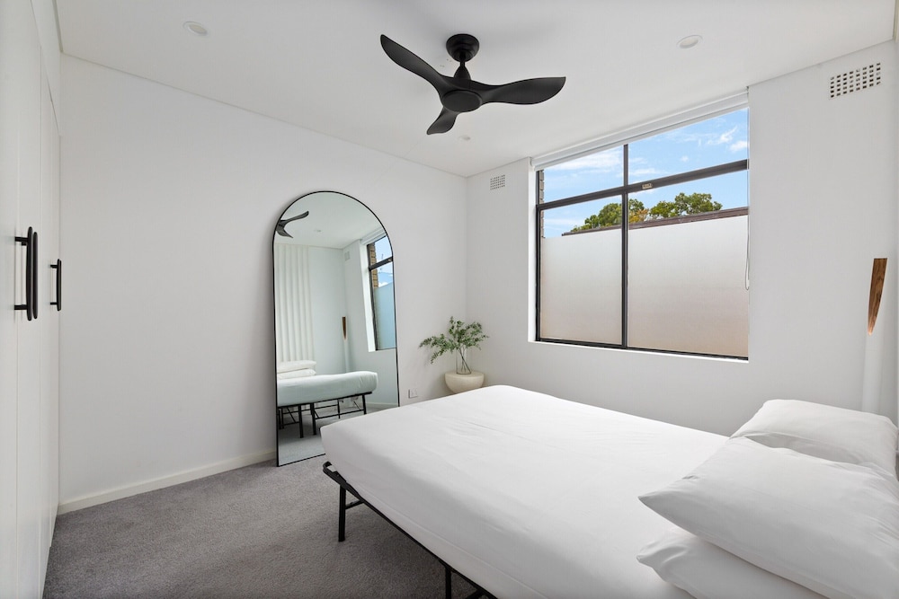 Bright 2-bed Apt With Spectacular Bridge Views