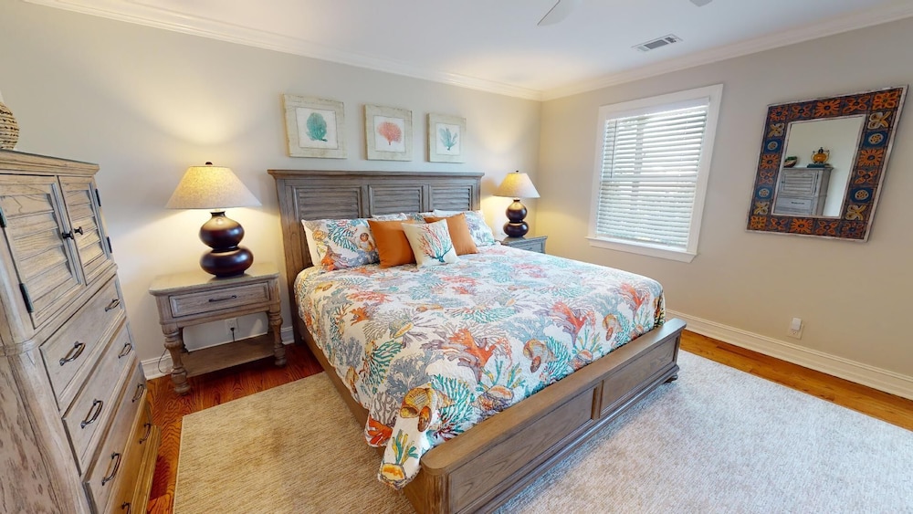 The Pelican House by Tybee Vacation Rentals