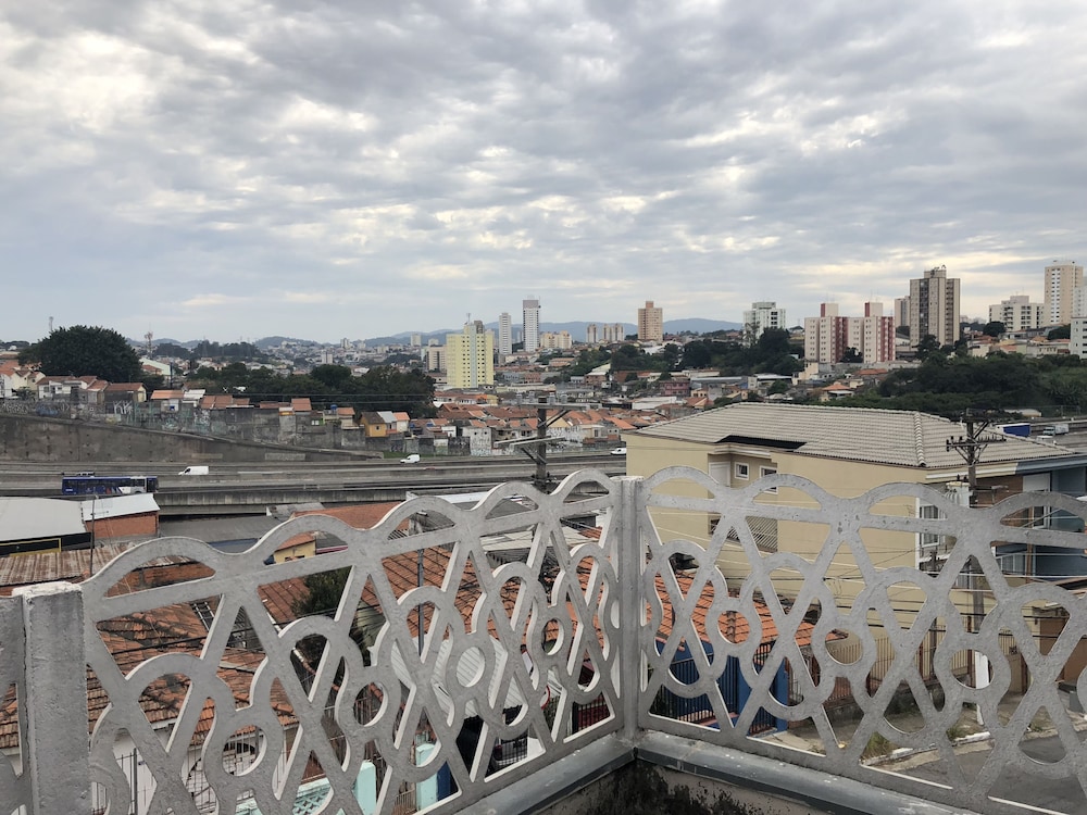 Brazil & France Hostel and House Inn