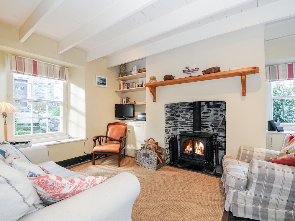 Lowen Cottage