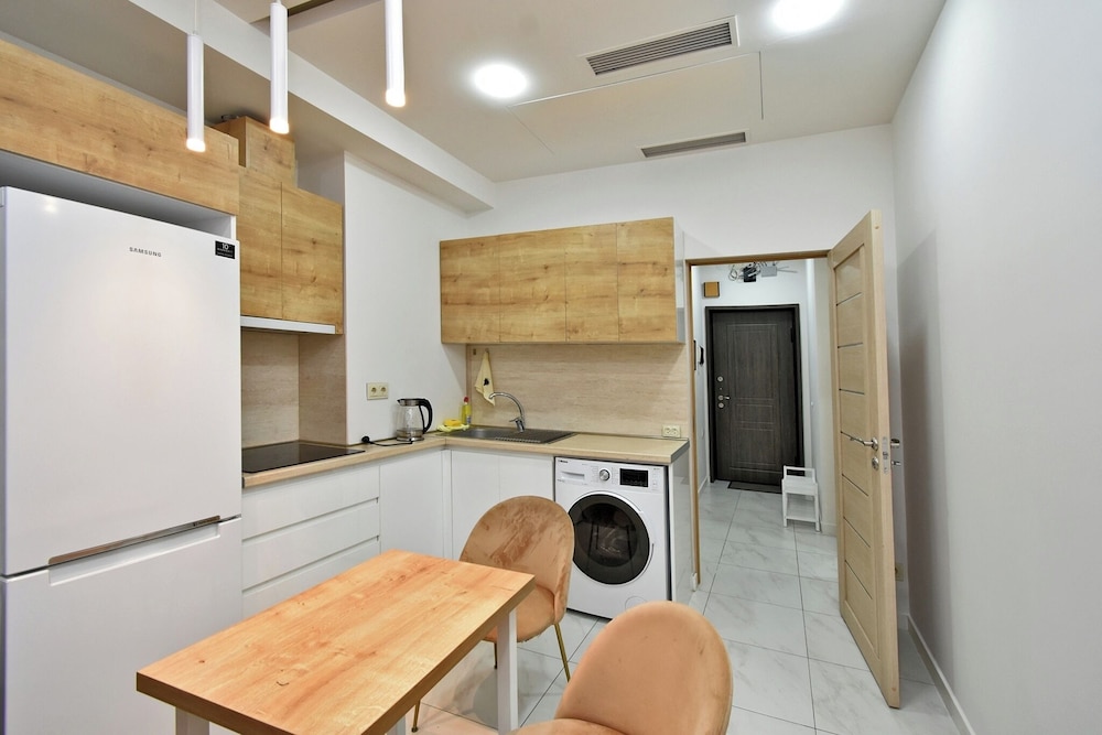 Aparthotel by Luxe Group KO16