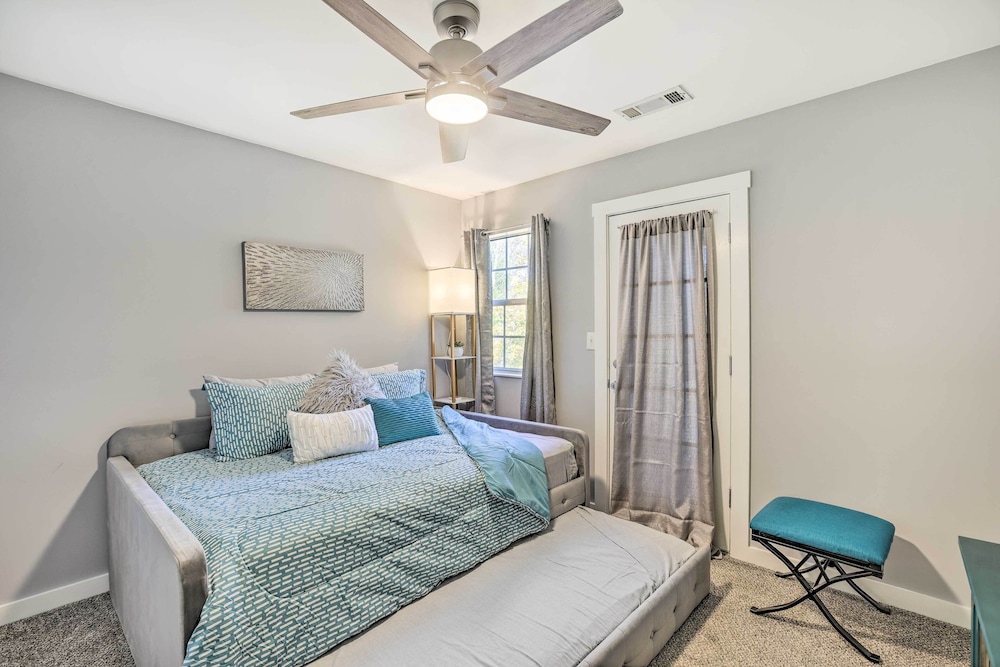 Birmingham Vacations - Chic Meadowbrook Condo  12 Mi to Birmingham! - Property Image 2