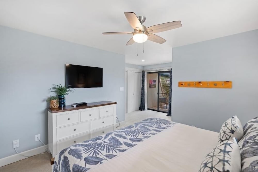 Maui Kamaole, #l-201 2 Bedroom Condo