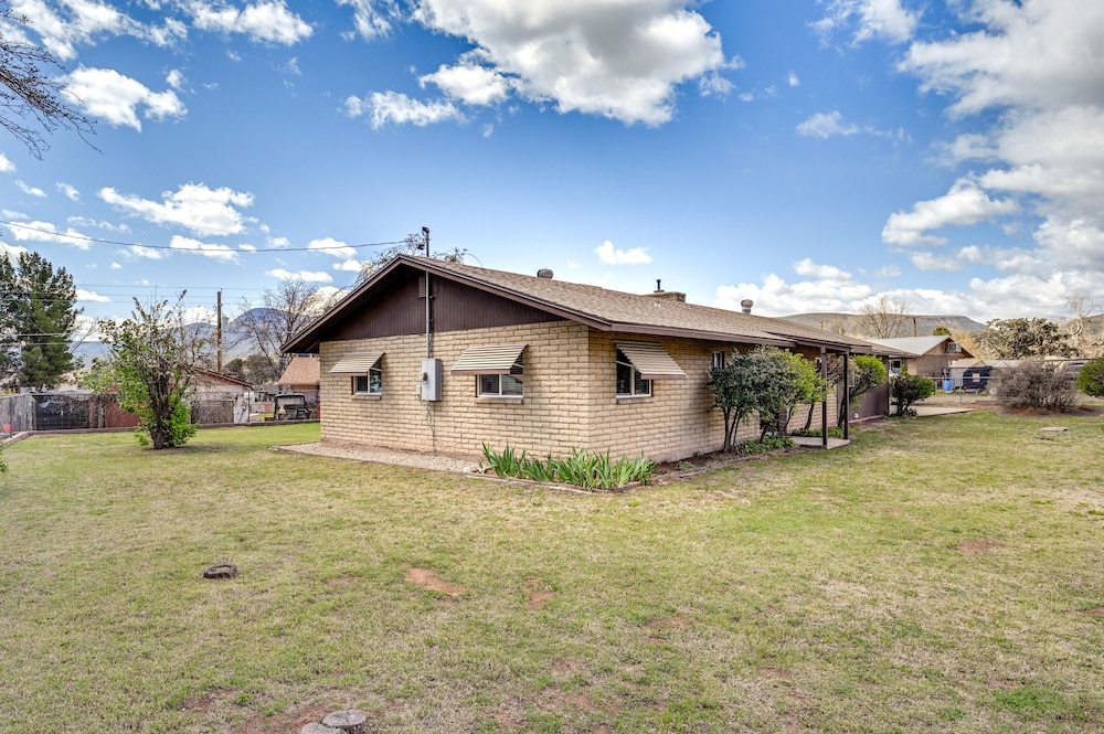 Pet-friendly Camp Verde Home w/ Gas Grill! view 4