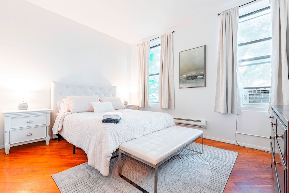 Prime Location Upper Manhattan Furnished Apartment