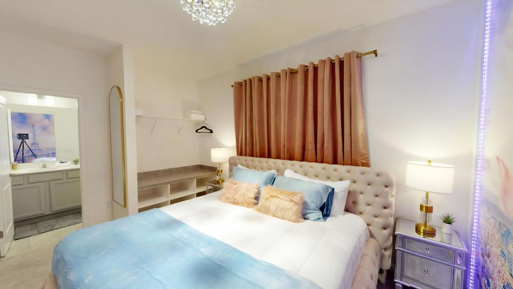 8 Bedroom Themed Rooms Huge Games Room Pool Spa