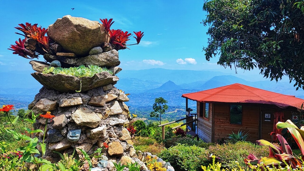 Glamping La Sucursal del Cielo Támesis