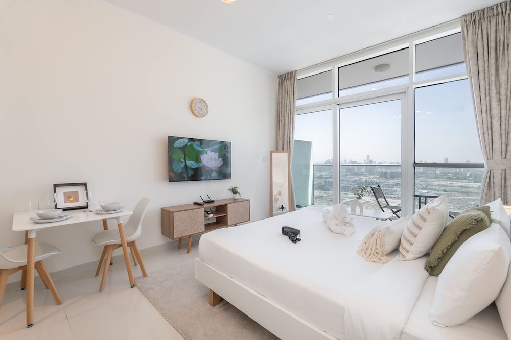 Majestic Studio in Damac Carson C
