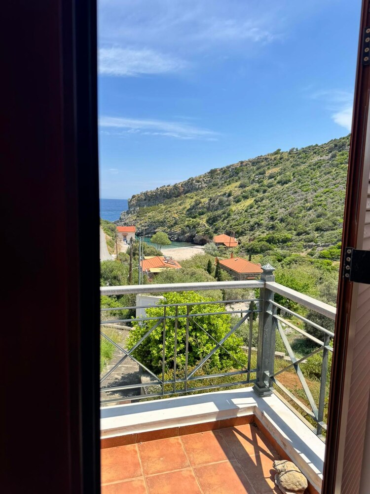 Villa Apanemia Tsakaioi