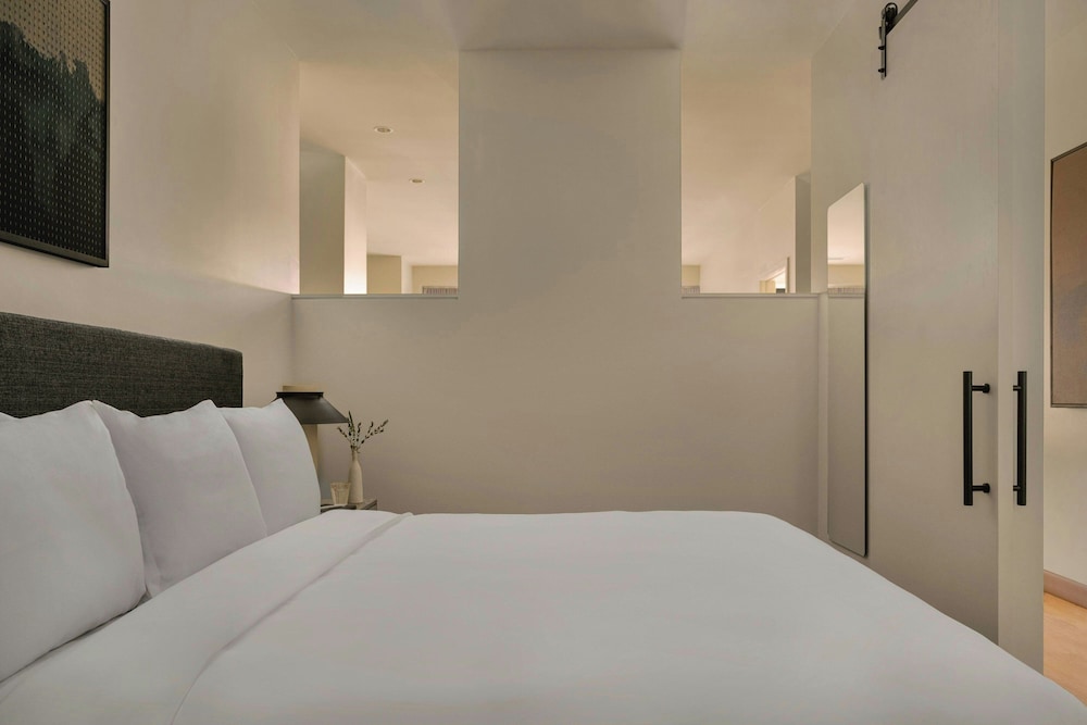 Sonder by Marriott Bonvoy Onterie Apartments Magnificent Mile