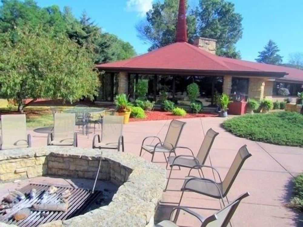 Spring Valley Inn