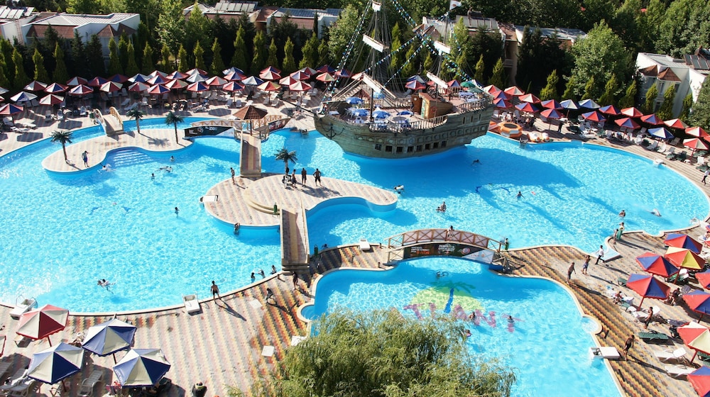 Atlant Holiday Village