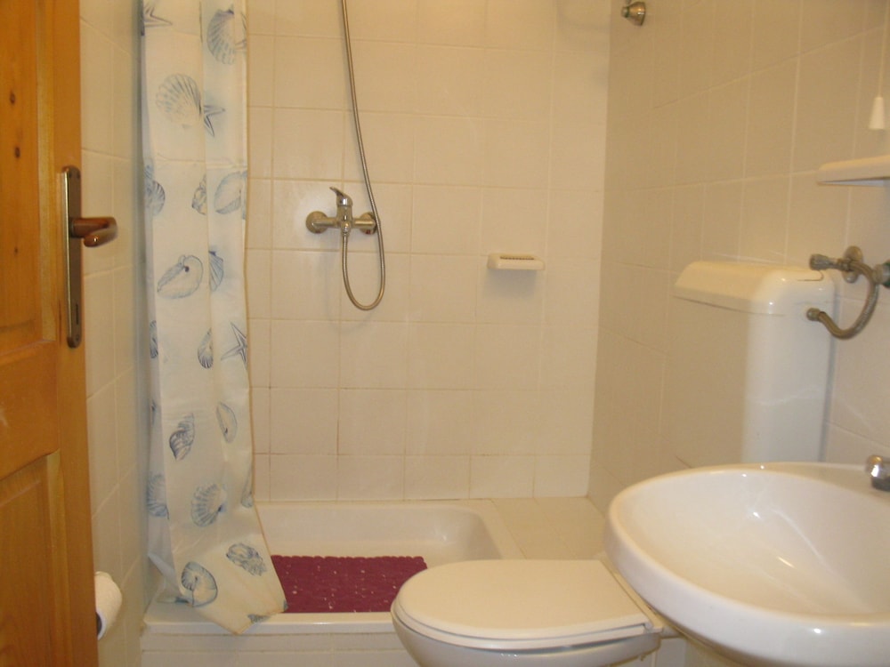 Apartmani Bako Komiza
