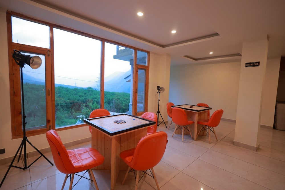 Omavya Cottage