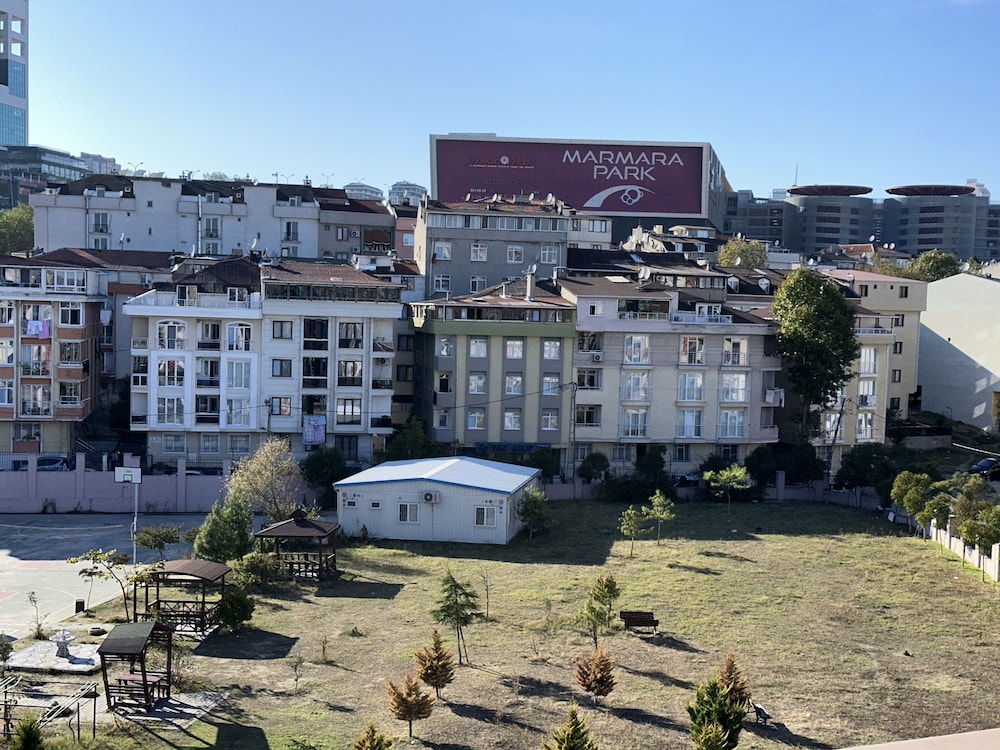 Plus Park Suit & Otel - Image 34