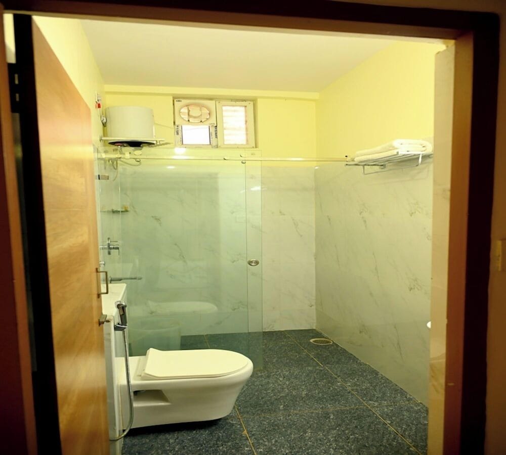 The Butterfly Luxury Serviced Apartments Benz Circle Vijayawada view 5