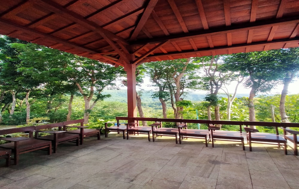 Binakarya Homestay Syariah view 2